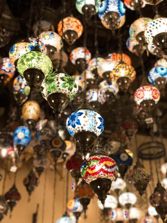 Dubai:Private Frame Entry, Mosque, Souks, Tastings& transfer - FAQ