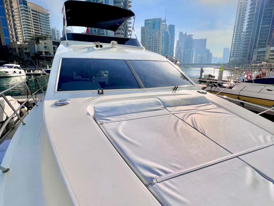 Dubai:Private Yacht with and Burj Al Arab Sightseeing. - Palm Jumeirah views: circling the iconic hotels without the walking fatigue