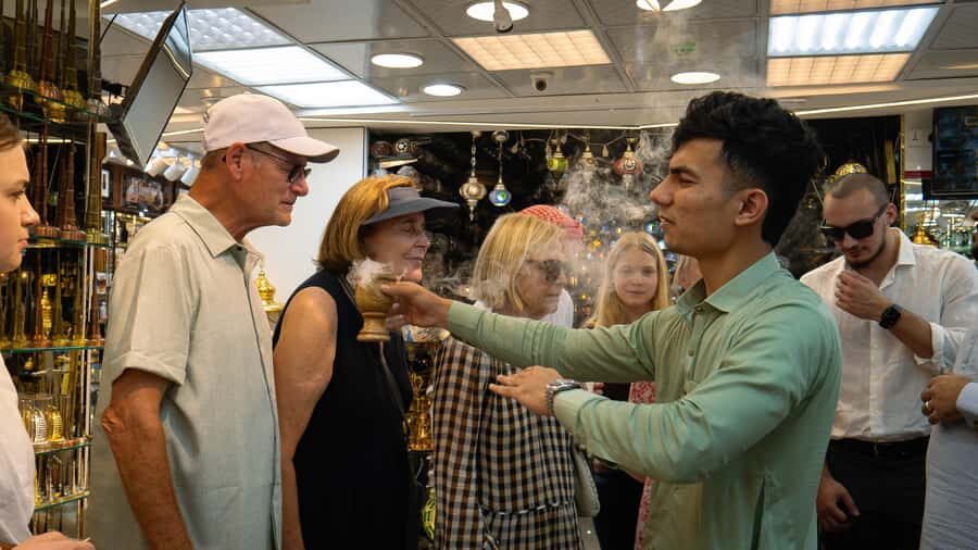 Dubai's Ancient Charm Tour - Spice Souk and Gold Souk: How to Shop Smart in Limited Time