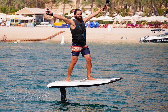 E-Foil in Palm Jumeirah - Meeting at Fairmont The Palm: what to plan before you ride