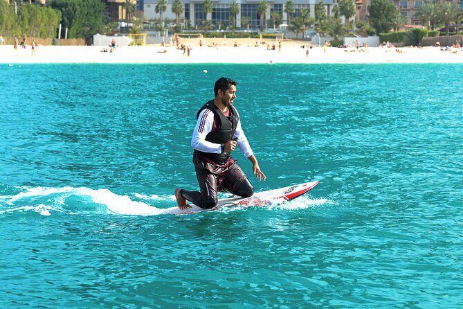 EFoil and Hydrofoil Surfboard Activity in Dubai - Coaching and safety: what the best teams do (and the names to listen for)