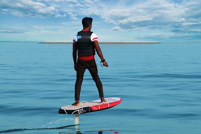 EFoil and Hydrofoil Surfboard Activity in Dubai - Who should book this eFoil and who might want a different plan