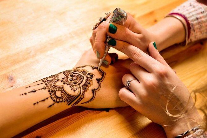 Enjoy Abu Dhabi City Tour and Desert Safari - Dinner, Performances, and What’s Different During Ramadan