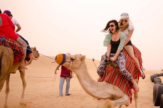 Evening Desert Safari Dubai with Belly Dance - Arriving from Dubai: the 4x4 dune bashing start