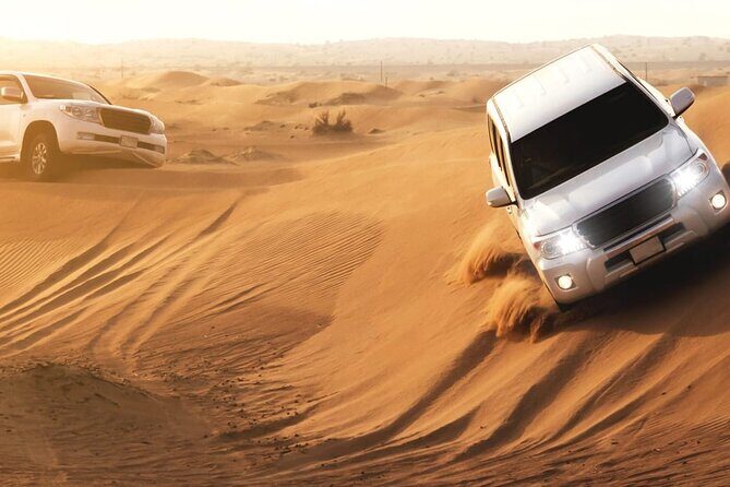 Evening Desert Safari Tour With Dinner & Entertainment - Red Dunes After a City Day: The Real Appeal