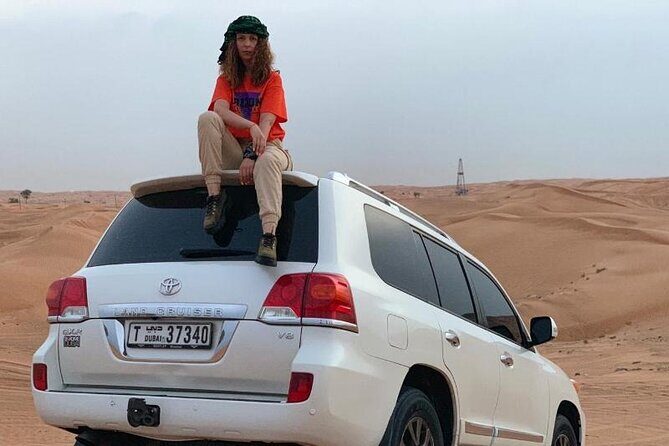 Evening Dubai Desert Safari Experience with Dinner and Shows - Lahbab Red Dunes at Nightfall: Why This Timing Works