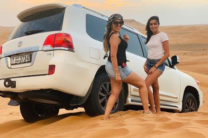Evening Dubai Desert Safari Experience with Dinner and Shows - Group Size, Comfort, and Who This Safari Suits