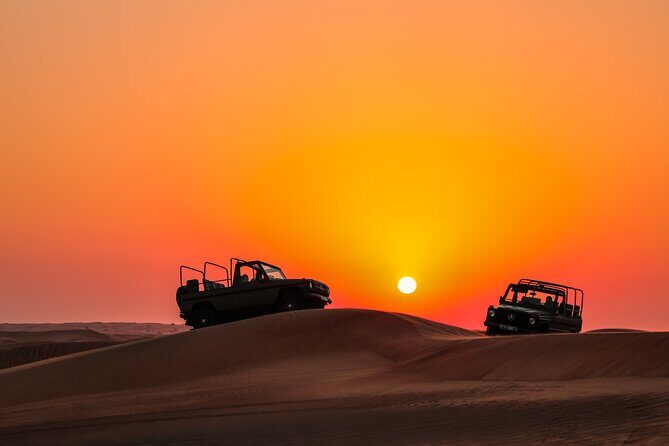 Evening Heritage Safari by Vintage G-Class at Al Marmoom Oasis - A Vintage G-Class Desert Evening That Feels Like Heritage, Not a Theme Park