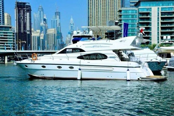 Exclusive Luxury Yacht Ride - What’s included: crew, transfers, bottled water, fishing and snorkel gear