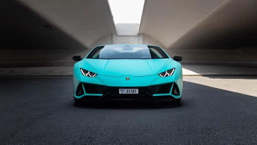Experience Dubai in a Lamborghini - Key things I’d watch for before you book