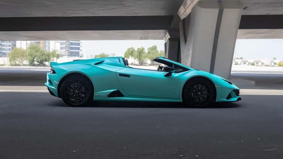 Experience Dubai in a Lamborghini - Price and Value: Is $1,767 Good for This Lamborghini Experience?