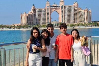 Explore Dubai a Full Day Tour - Dubai Frame and Zabeel Palace: panoramic views plus a working landmark