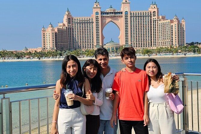 Explore Dubai a Full Day Tour - Dubai Frame and Zabeel Palace: panoramic views plus a working landmark