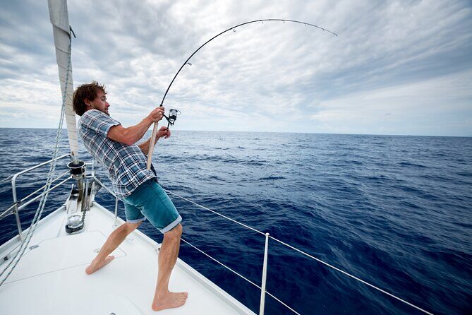 Explore Fishing - 4 hours trip - Captain-led intro: what you’ll learn before you cast