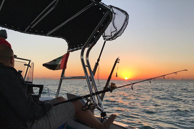 Fishing sea escape 4h - The mini-yacht ride: skyline views, calm water time, and photo moments