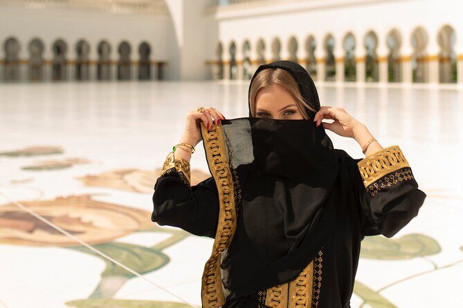 Flying Dress Photoshoot in Dubai - Photo results you can actually use: originals, edits, and quick Instagram videos