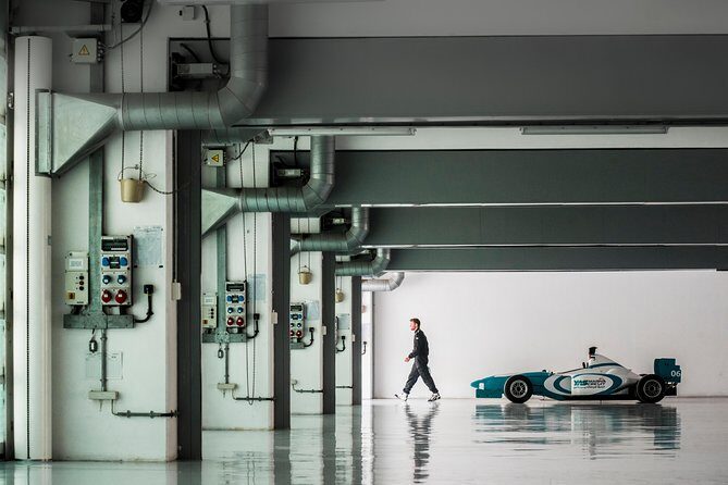 Formula Yas 3000 Driving Experience _ Full - Weather and time-slot reality around Abu Dhabi fog
