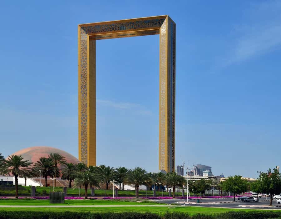 From Abu Dhabi: Dubai City Tour with Frame & Abra Boat Ride - Dubai Frame with entry ticket: views are amazing, lines are real