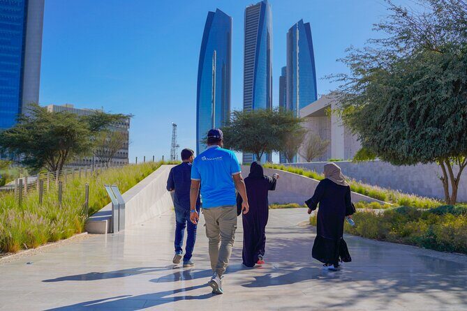 From Dubai: Abu Dhabi City Sightseeing & Sheikh Zayed Mosque - The Corniche walk plus skyline photo stops: classic Gulf views