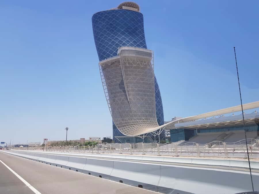 From Dubai: Abu Dhabi City Tour - Heritage Village: Traditional Life and the Oil Story, Explained Simply
