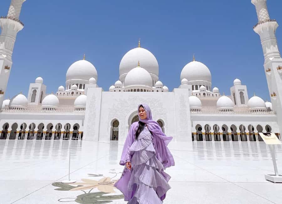 From Dubai: Abu Dhabi City Tour With teamLab Experience - Getting There From Dubai: Pickup Rules and Real Timing