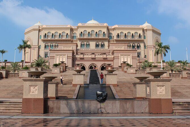 From Dubai: Abu Dhabi Day-Tour Grand Mosque, BAPS Temple & Lunch - Sheikh Zayed Grand Mosque Center: The Headliner You Plan Your Photos Around