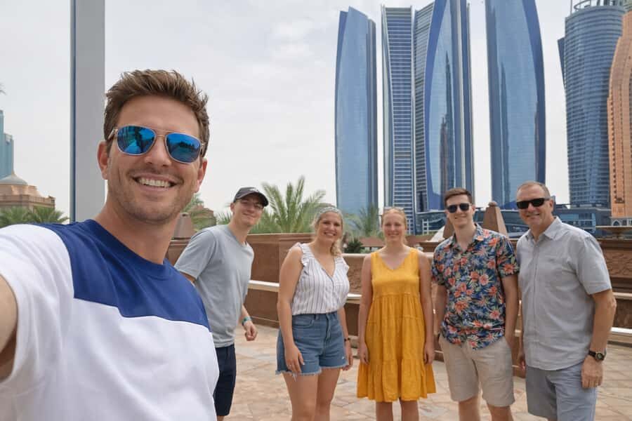 From Dubai: Abu Dhabi Small-Group Day-Tour with Lunch - Time and comfort: 9 hours that don’t drag