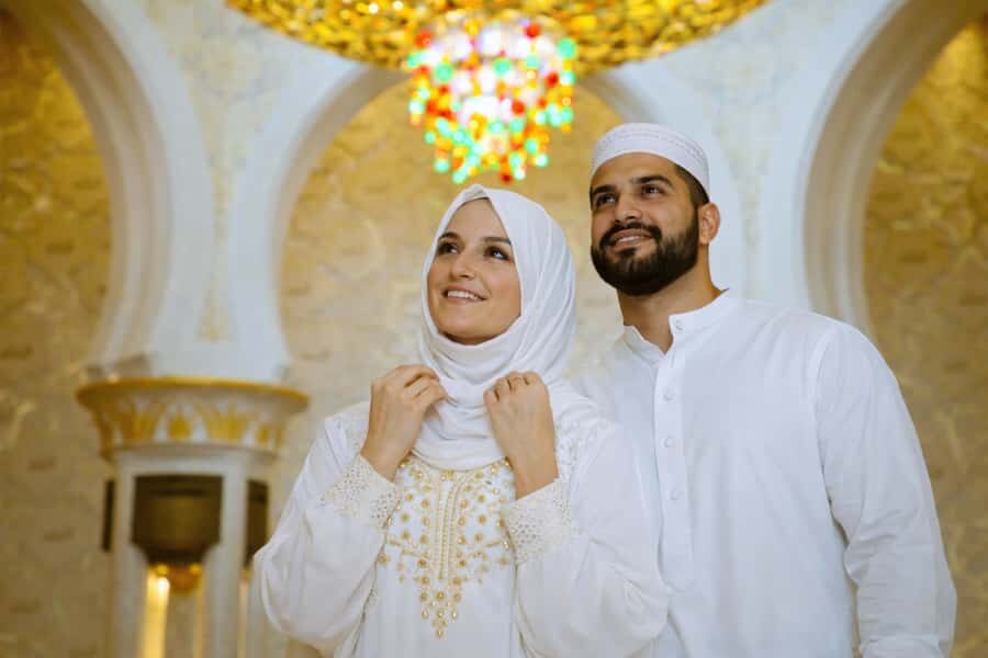 From Dubai: Abu Dhabi Small-Group Day-Tour with Lunch - Sheikh Zayed Grand Mosque: the inside tour is the main event