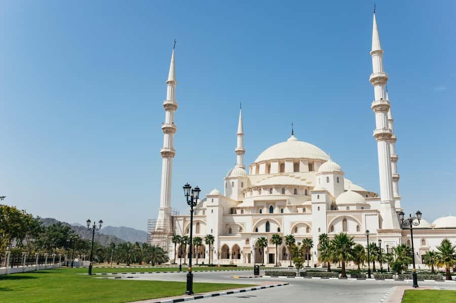 From Dubai: Fujairah East Coast Tour - Fujairah East Coast: why this drive feels like a real change of pace