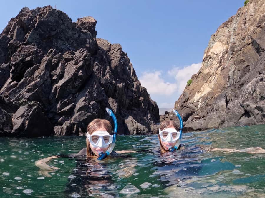 From Dubai: Fujairah Snorkeling with Turtles, Transfer & BBQ - What to pack (and what to skip) so you don’t ruin the day