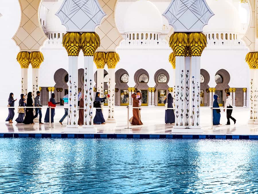 From Dubai: Grand Mosque & Qasr Al Watan Morning Tour - Qasr Al Watan: Palace of the Nation and what you’ll actually learn