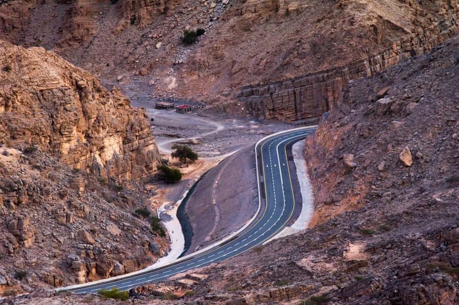 From Dubai: Jabel Jais High Mountain Tour with Transfers - Why Jebel Jais feels like a break from Dubai (not just a drive)