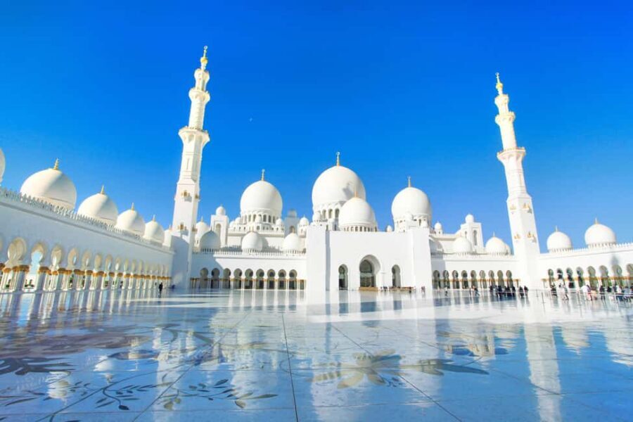 From Dubai: Private Abu Dhabi Tour With Qasar Al Watan - Dubai to Abu Dhabi: a private day that’s worth the effort
