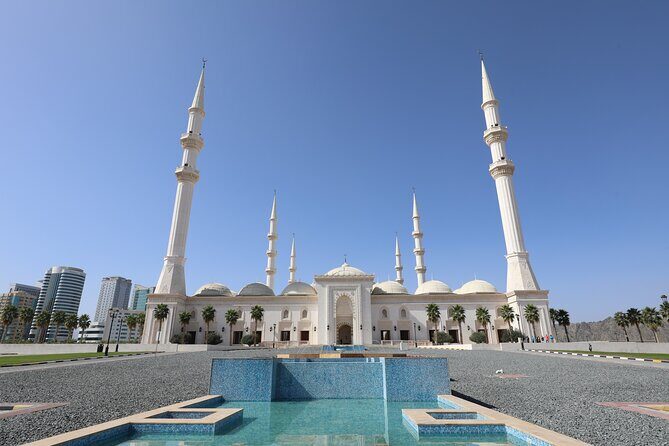 From Dubai to Fujairah: Full Day Tour with Sheikh Zayed Grand Mosque - Price and Value: Is $220 Worth It?