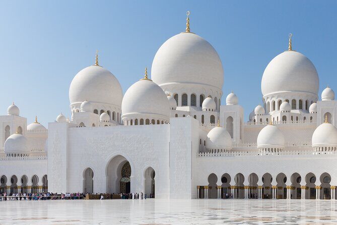 Full Day Abu Dhabi City Tour Sheikh Zayed Grand Mosque from Dubai - Key things I’d zero in on