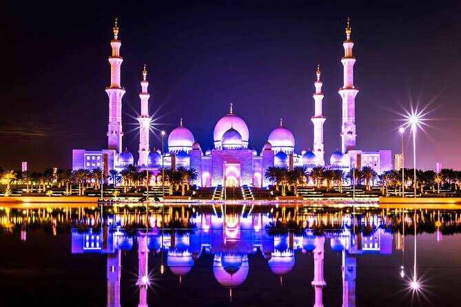 Full-day City Tour from Dubai to Abu Dhabi - Abu Dhabi Dates Market: snacks, souvenirs, and good bargaining energy