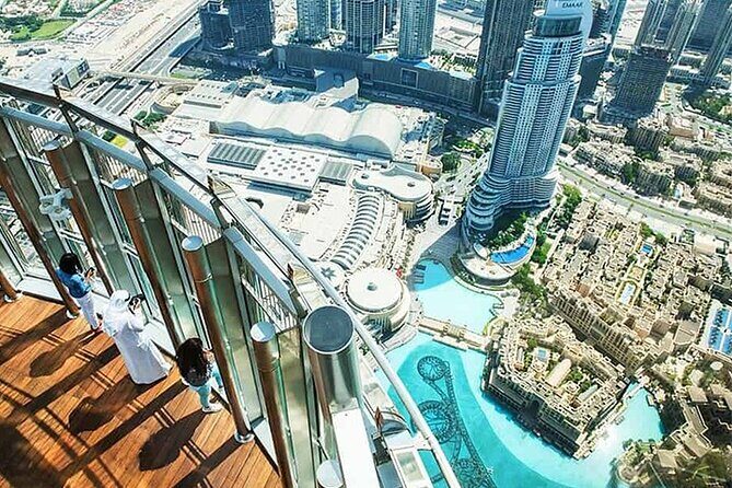 Full Day Dubai City Tour with At the Top Burj Khalifa Ticket - Private guide + 4x4 comfort: why this format makes sense