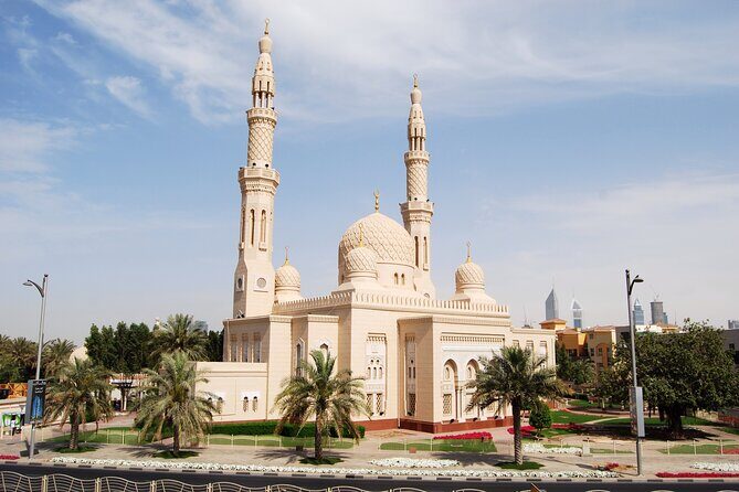 Full Day Explore Dubai City Tour with guide and transfers - Jumeirah Mosque area, Burj Al Arab, and the art of the right photo angle