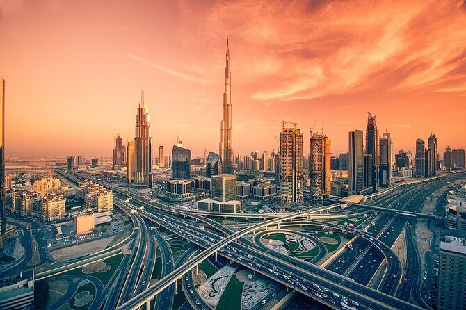 Full Day Explore Old Heritage & Modern Dubai City Tour - Pickup, Group Size, and the Pace You Should Expect
