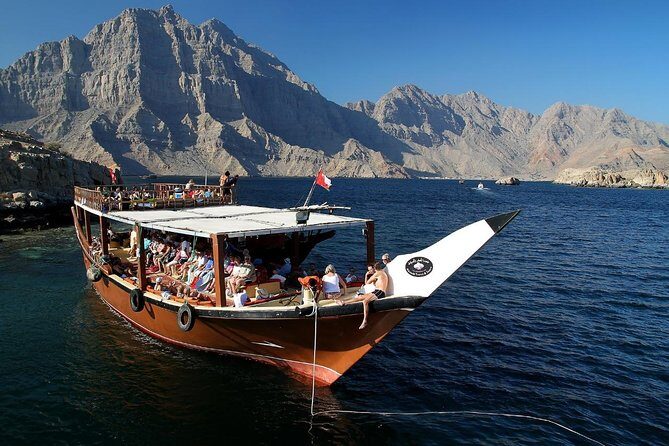 Full Day Musandam Dibba Cruise with Buffet Lunch and Snorkelling - Who this Musandam Dibba cruise fits best