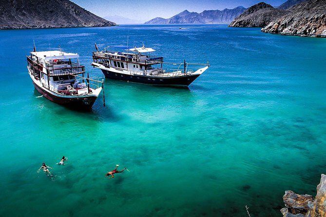 Full Day Musandam Dibba Cruise with Lunch from Dubai - The border part: how this tour reduces your stress (and what you must bring)