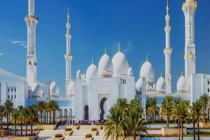 Full-Day Private Guided Tour to Abu Dhabi - Price and value: what $325 per group really buys you