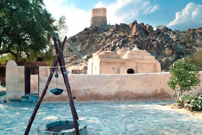 Full-Day Private Tour of the Six Emirates with Hotel Pick Up - Sharjah’s souq and museum stops: fish market, art museum, and a cultural intersection