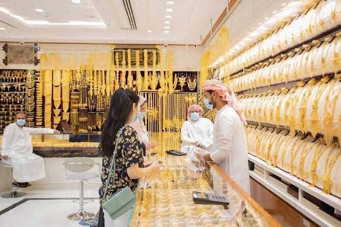 Full Day Private Tour Throughout Dubai with Burj Khalifa - Burj Khalifa to 124th and 125th Floors: The Main Event