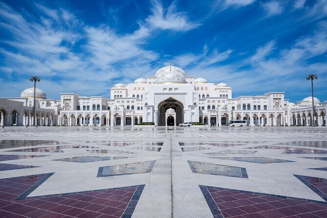 Full Day Private Tour to Abu Dhabi from Dubai - Louvre Abu Dhabi on Saadiyat Island: Museum Without Walls