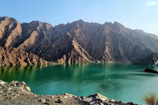 Full-Day Tour around Masfoot and Hatta Mountain with Honey Bee Discovery Centre - Honey Bee Discovery Centre: learn, then look at the mountains differently