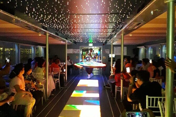 Glass Cruise in Dubai Marina with Dinner - Dinner onboard: continental + Arabian, plus vegetarian options