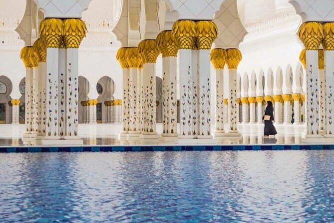 Guided Abu Dhabi City Tour with Sheikh Zayed Grand Mosque - Marina Mall lunch stop: good for convenience, don’t assume lunch is included