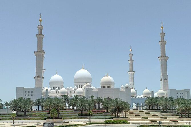 Guided City Tour of Abu Dhabi with Sheikh Zayed Mosque - Abu Dhabi From Dubai: Worth the Detour