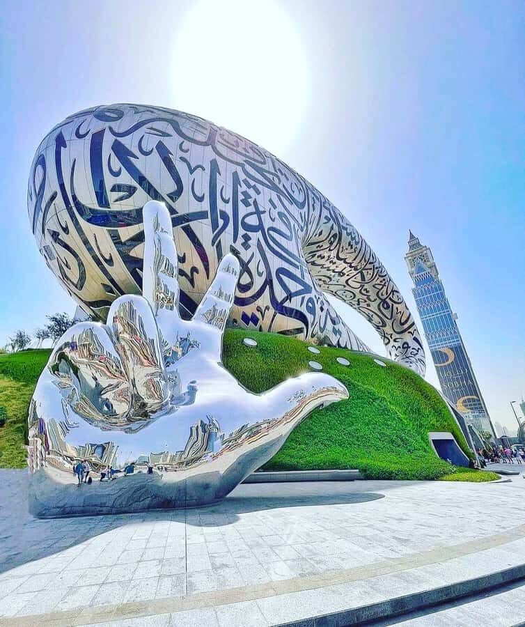 Guided Dubai City Tour: Modern Architecture & Sightseeing - Souks: Gold, Spice, and the Scent of Real Dubai